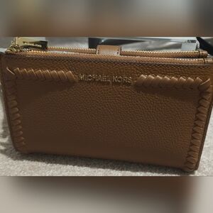 Michael Kors Jet Set Travel wallet. New with tag